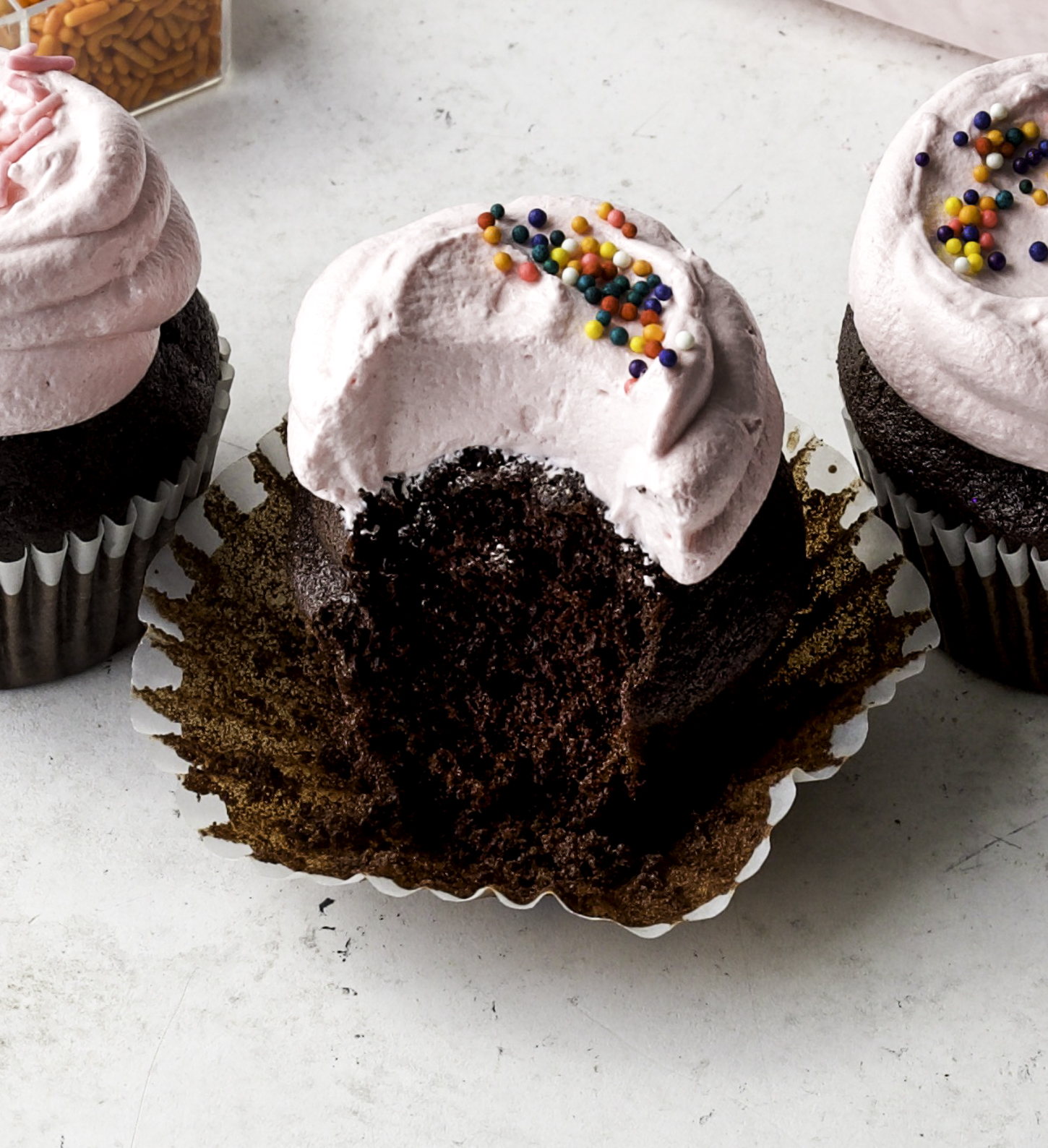 Whip Up Quick Moist Chocolate Cupcakes: No Mixer, No Fuss!